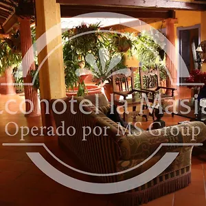  Hotel Ecohotel La Masia