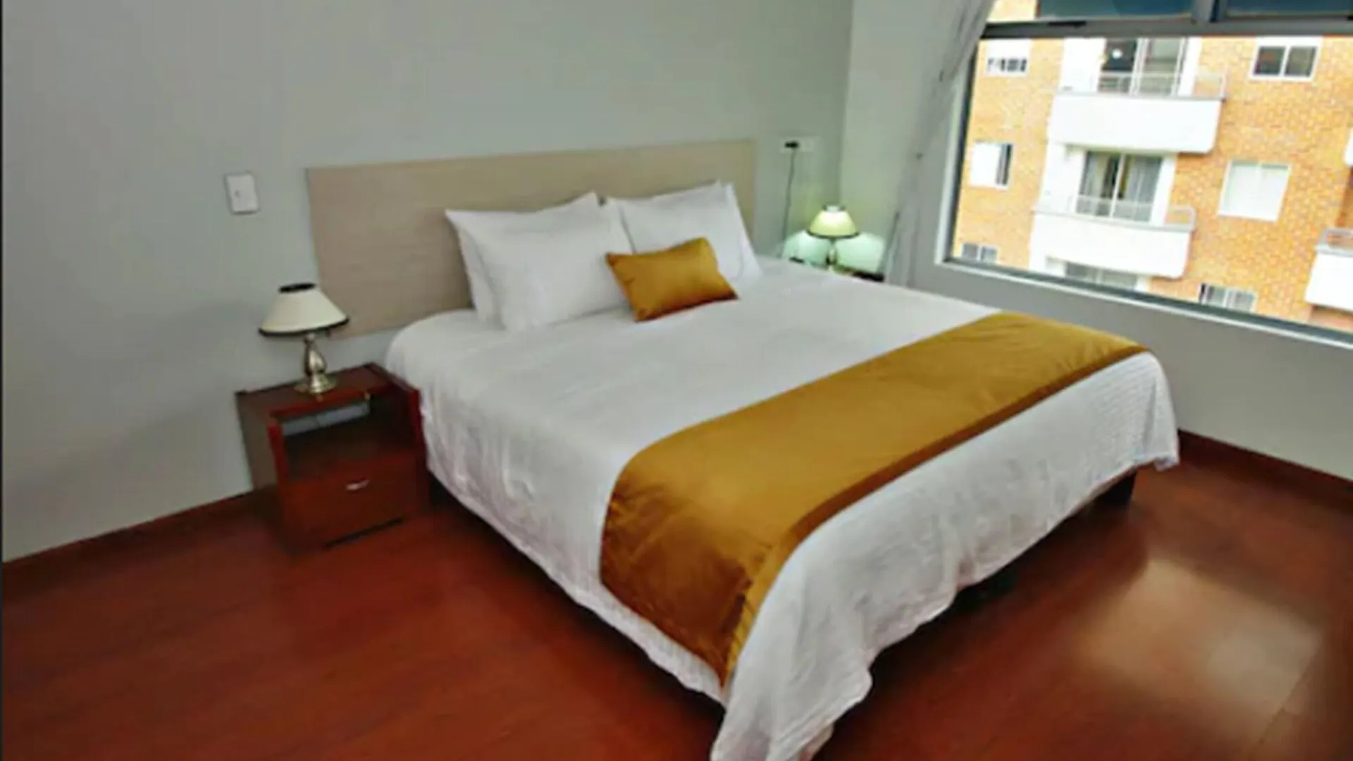 Hotel Portón Sabaneta 3*,